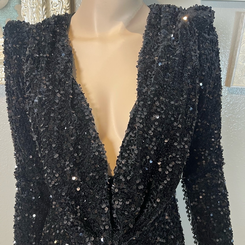 Black Sequin Deep V-Neck cowl neckline Long Sleeve Evening Gown - Picture 8 of 14